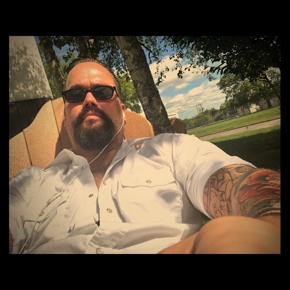 Meet your Posher, Jon - Picture 1 of 1